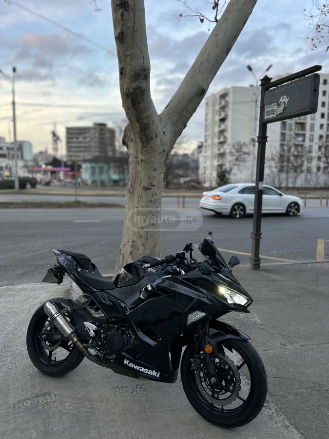 Kawasaki Ninja 400 2018 — photo 2