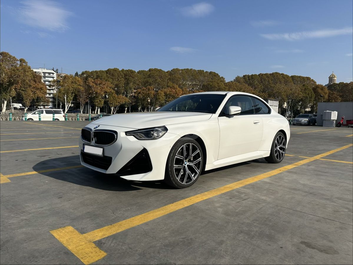 BMW 230i
