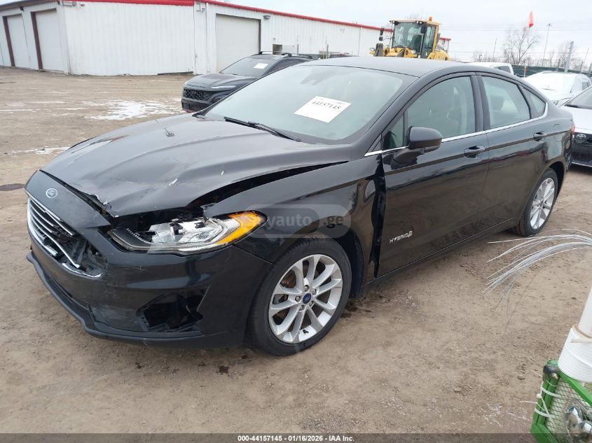 Ford Fusion 2019 — photo 2