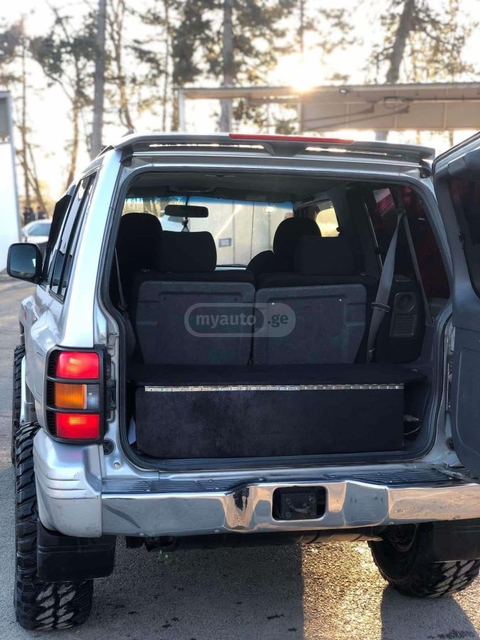 Mitsubishi Pajero 1998 — photo 2
