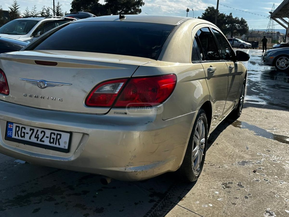 Chrysler Sebring 2010 — photo 2