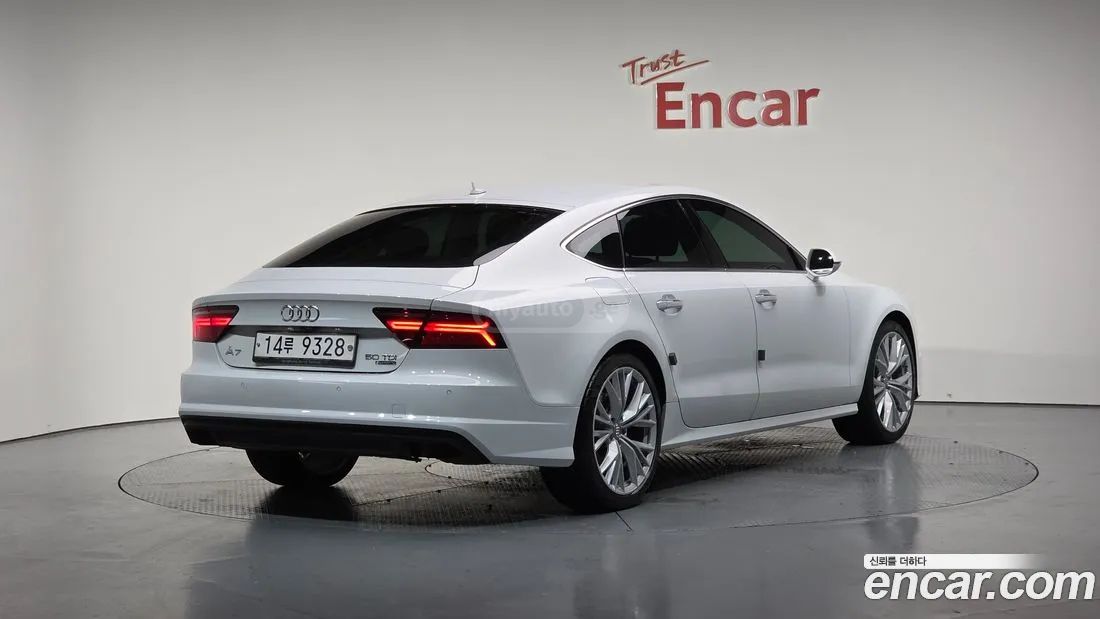 Audi A7 2016 — photo 2