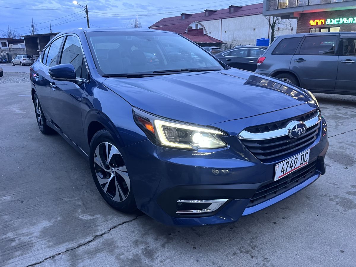 Subaru Legacy 2020 — photo 2