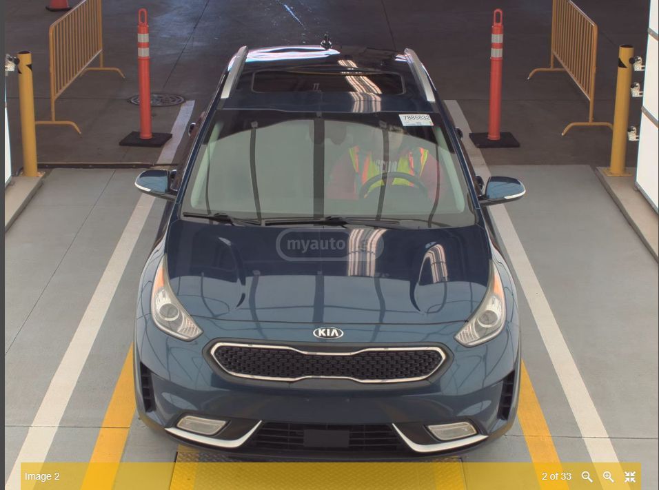 Kia Niro 2017 — photo 2