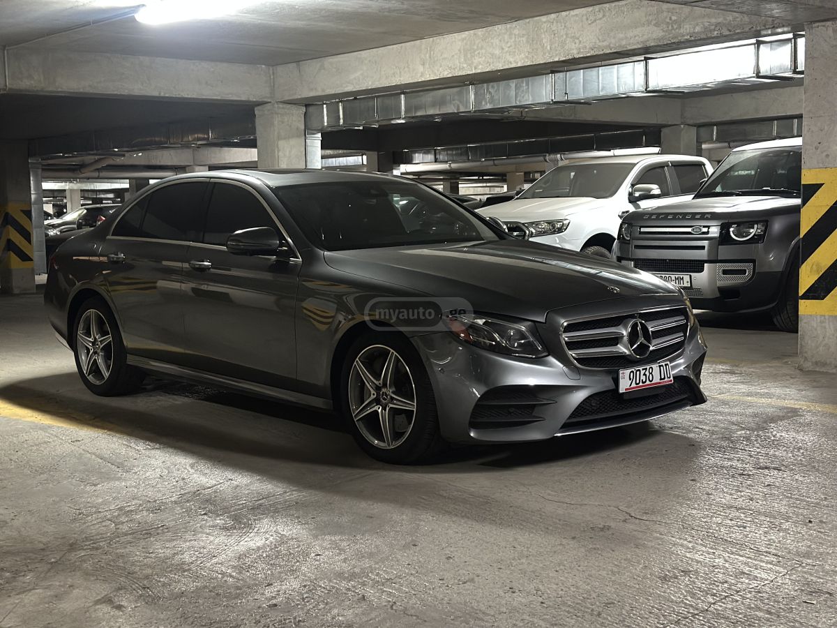 Mercedes-Benz E 300 2019 — photo 2