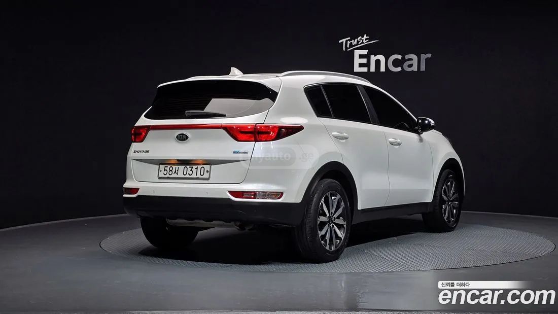 Kia Sportage 2017 — photo 2