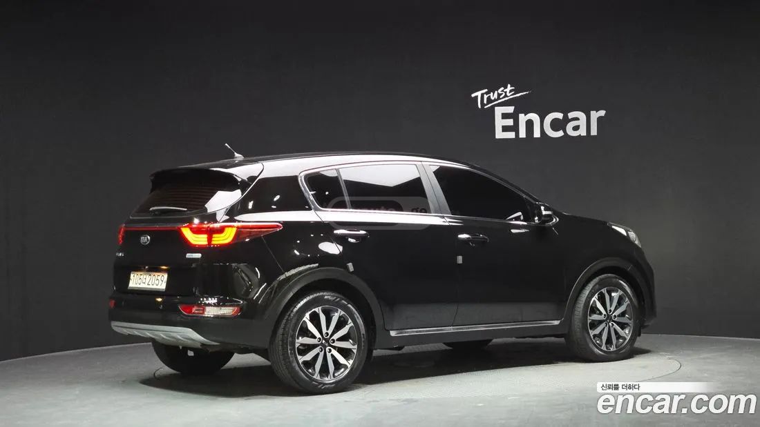 Kia Sportage 2017 — photo 2