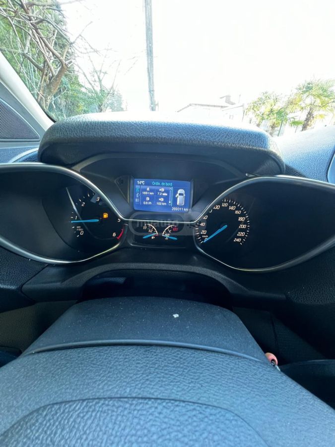 Ford Transit Connect 2015 — photo 2