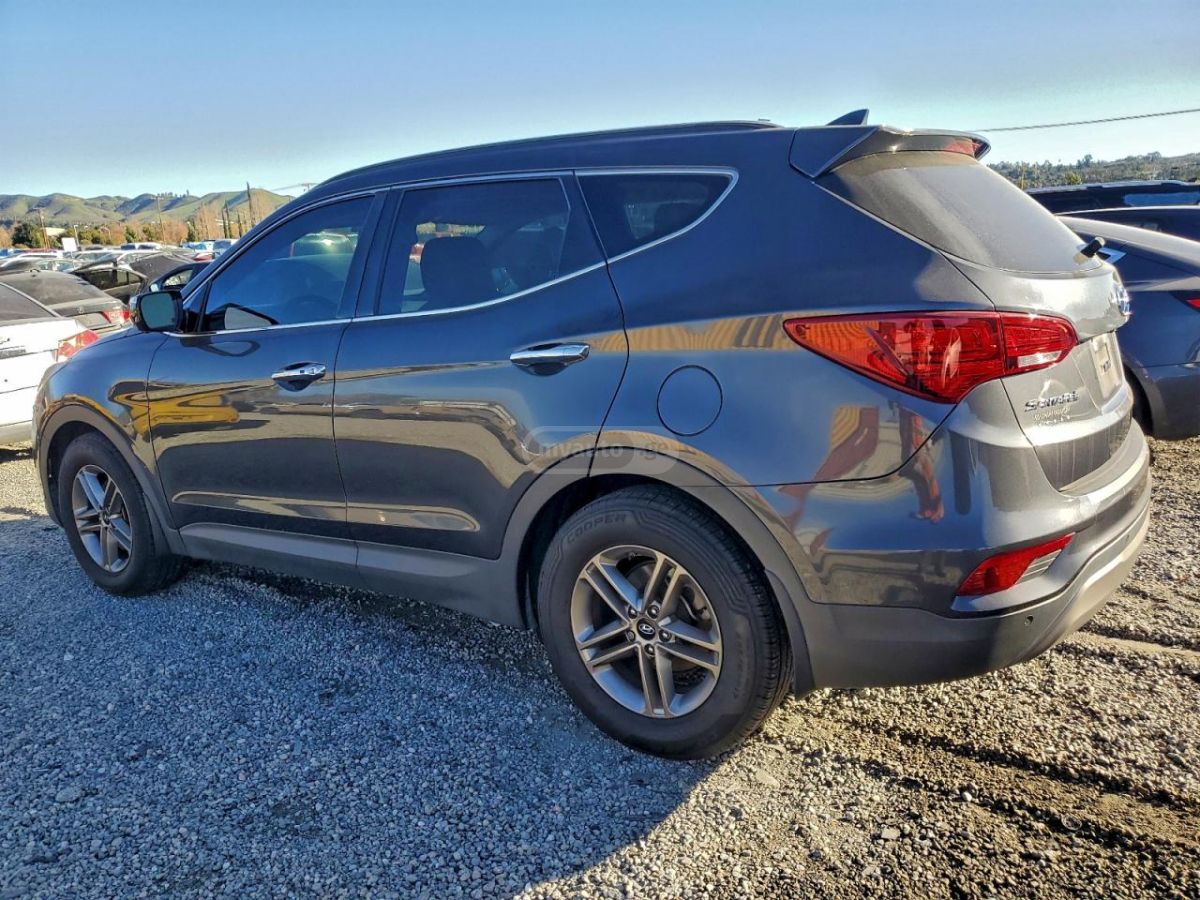 Hyundai Santa Fe 2018 — photo 2
