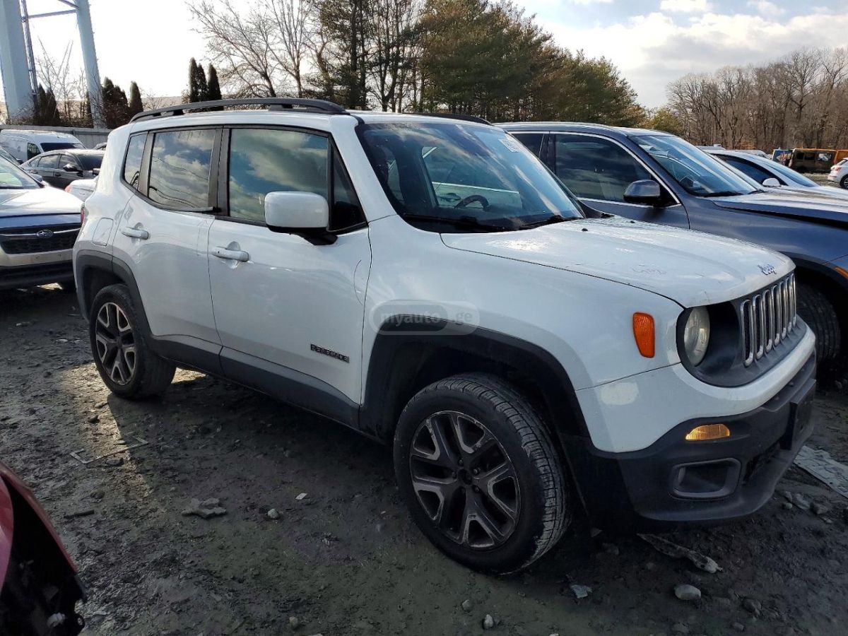 Jeep Renegade 2016 — photo 2