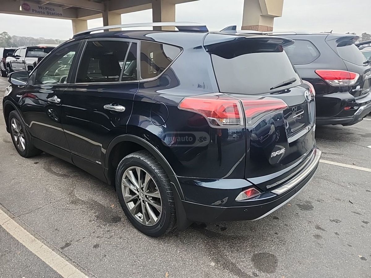 Toyota RAV 4 2017 — photo 2