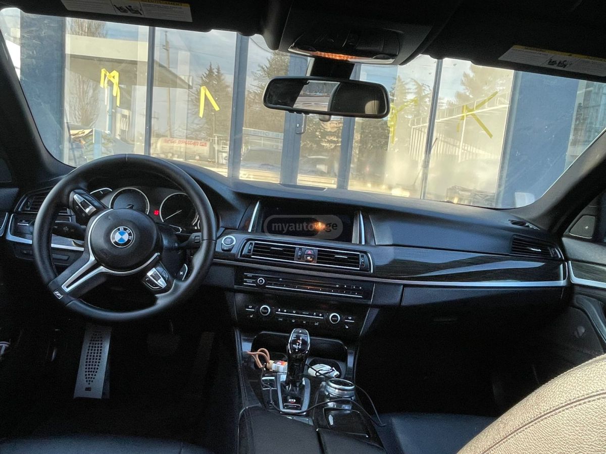 BMW 528 2015 — photo 2