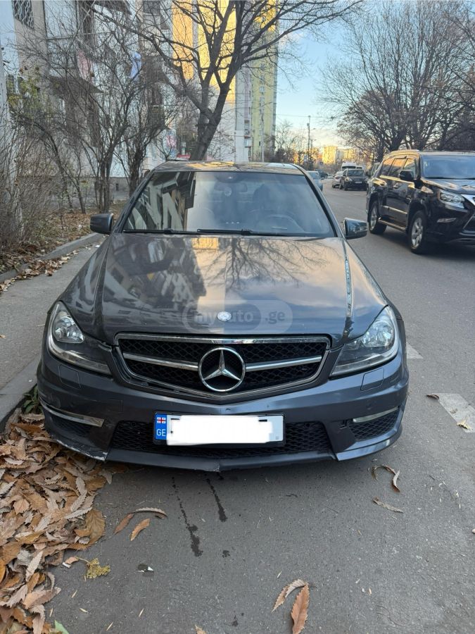 Mercedes-Benz C 180