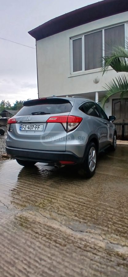 Honda CR-V 2019 — photo 2