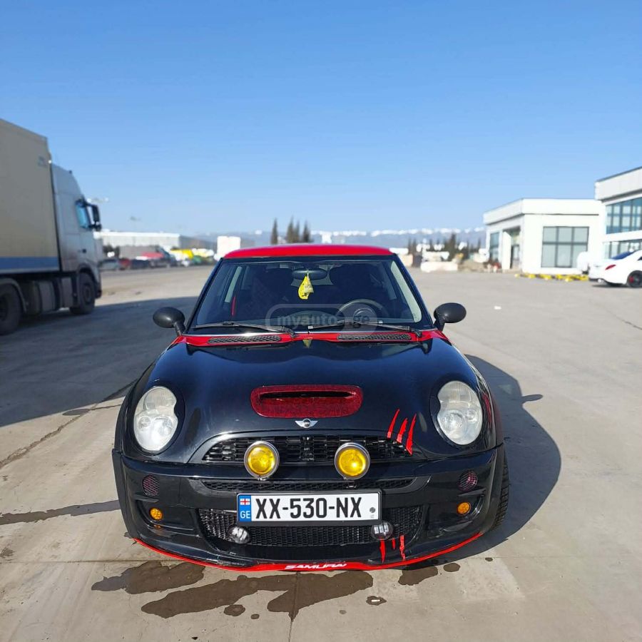 Mini Cooper 2004 — photo 2