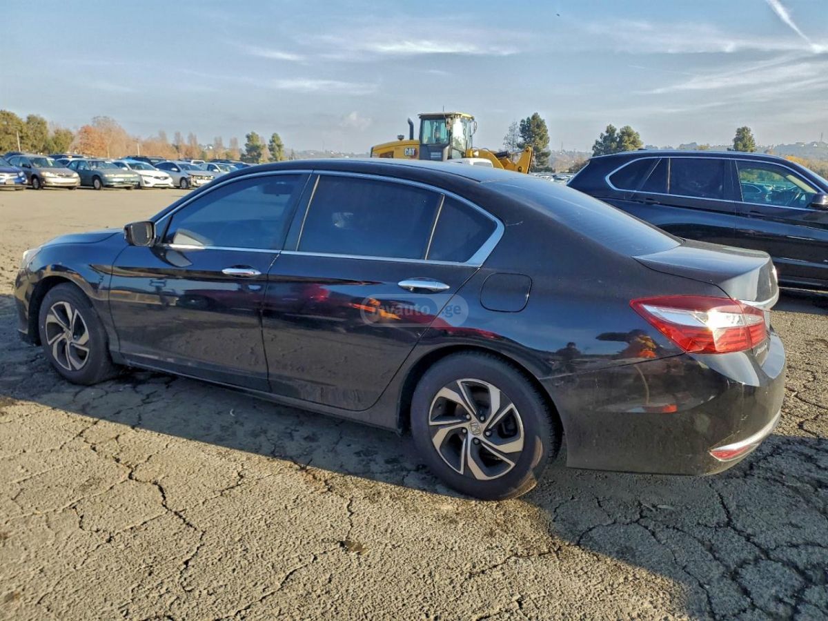 Honda Accord 2016 — photo 2