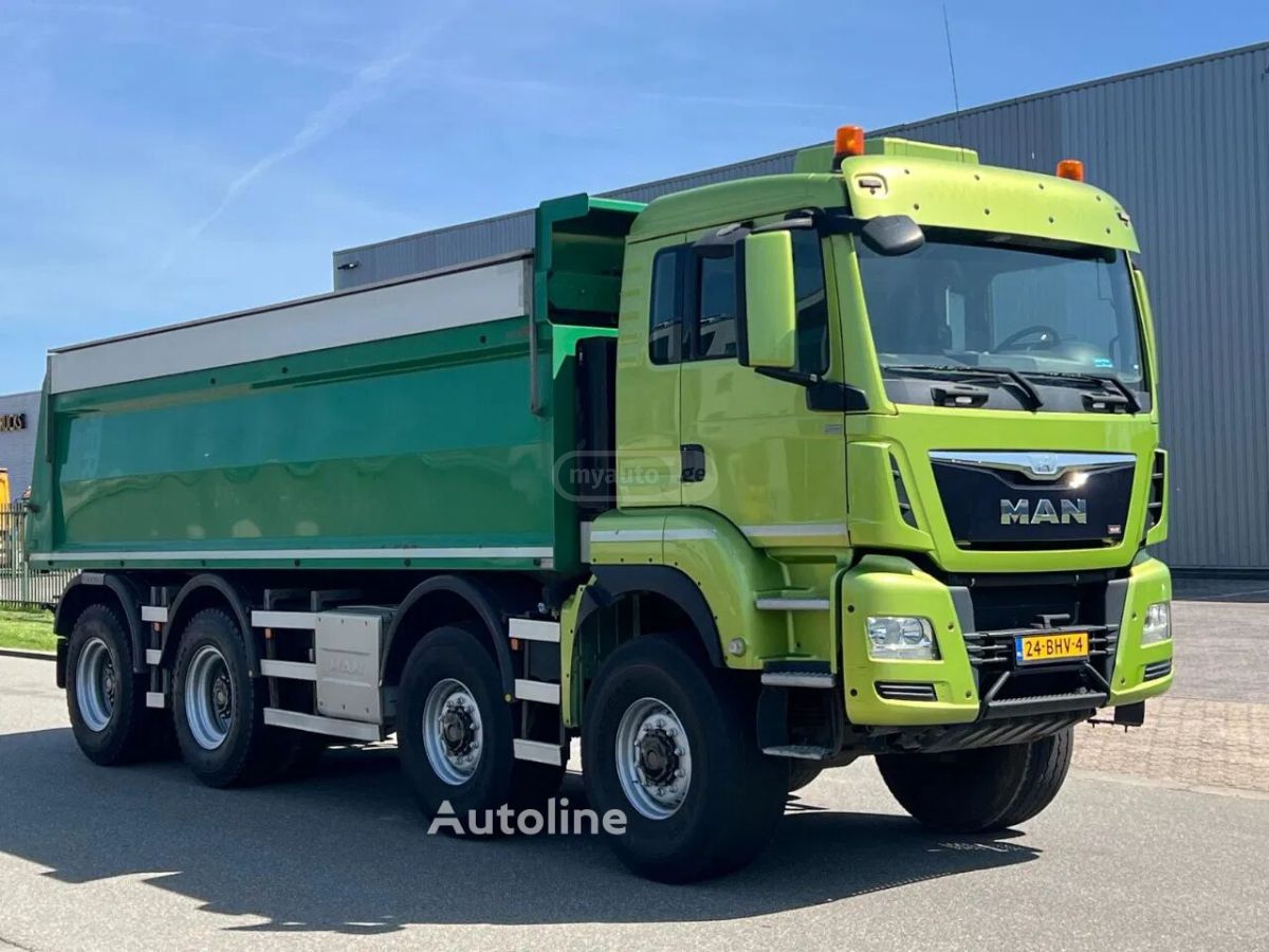 Isuzu TGS 2016 — photo 2