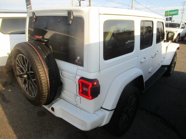 Jeep Wrangler 2023 — photo 2