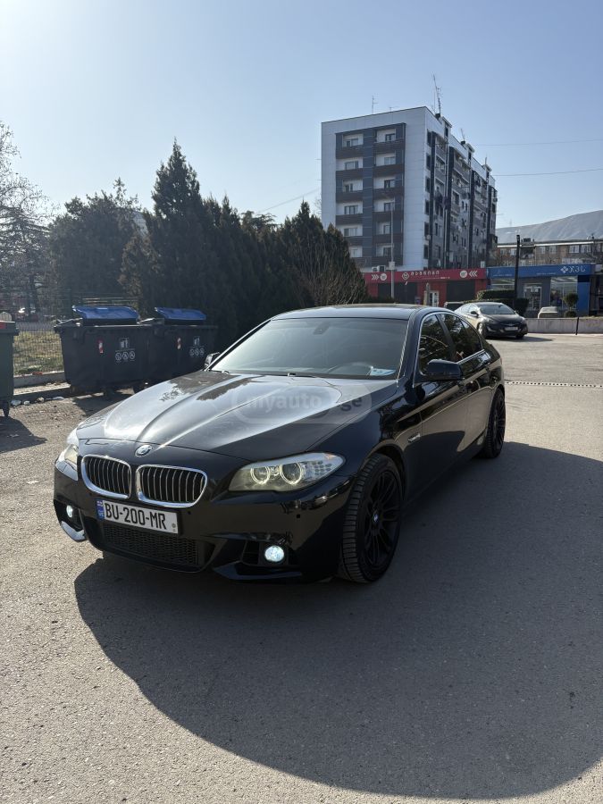 BMW 528 2012 — photo 2