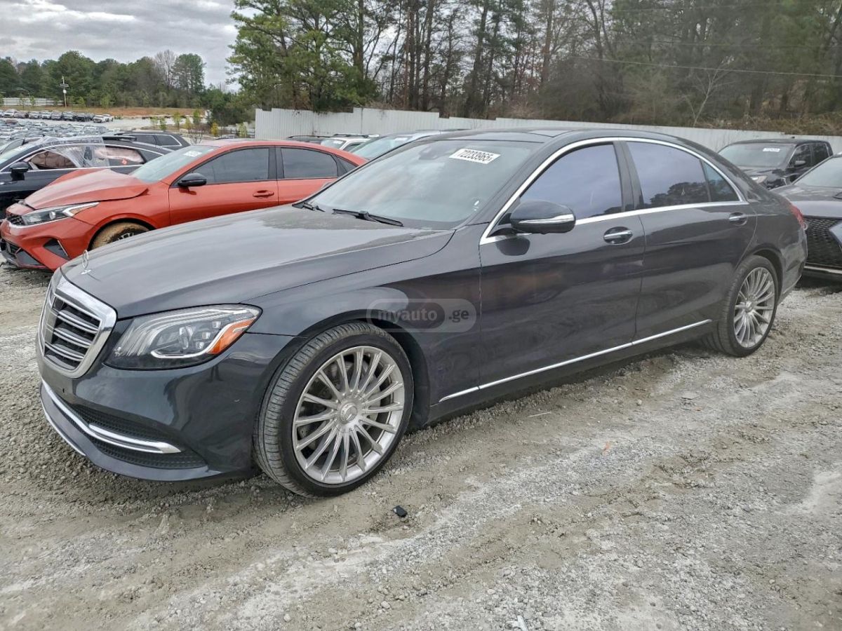 Mercedes-Benz S 560