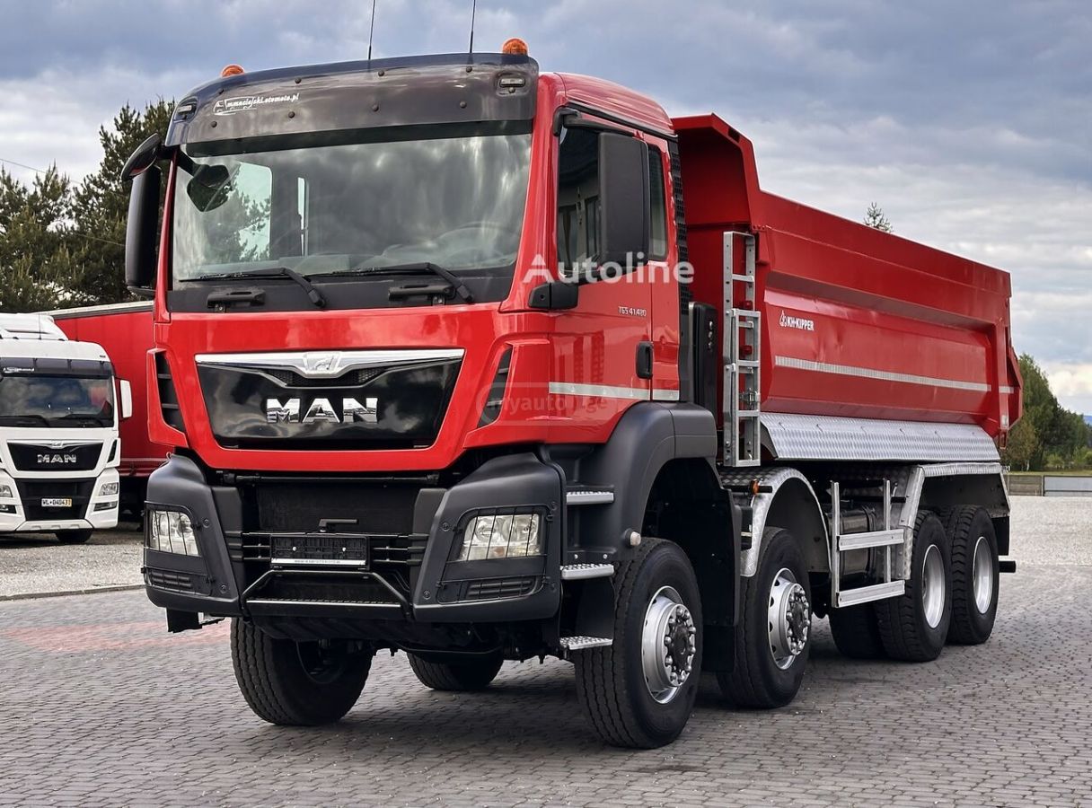 Isuzu TGS