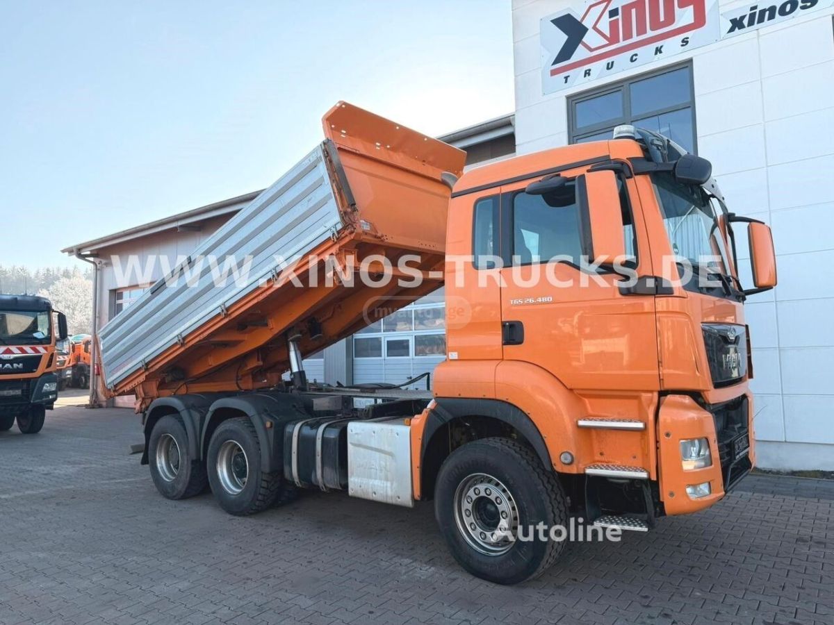 Isuzu TGS 2016 — photo 2