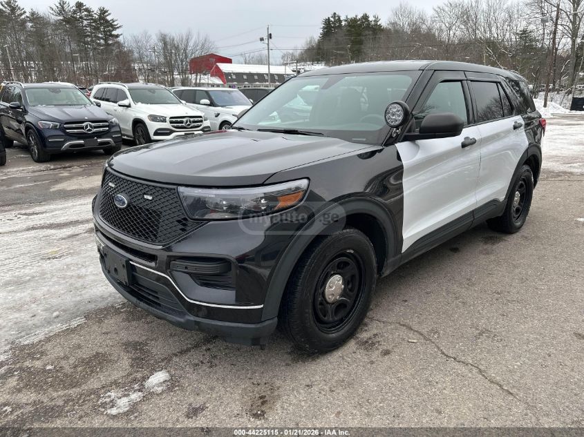 Ford Explorer 2021 — photo 2