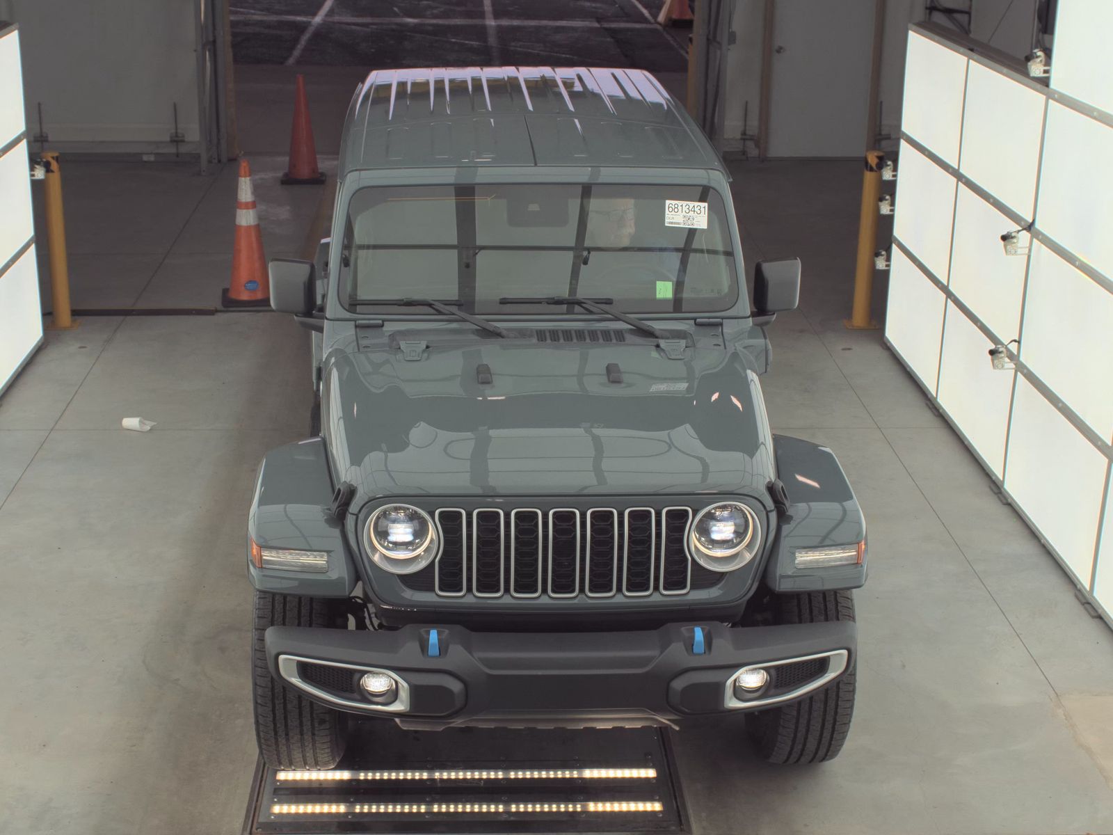 Jeep Wrangler 2024 — photo 2