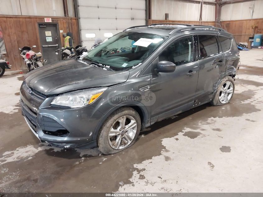 Ford Escape 2016 — photo 2