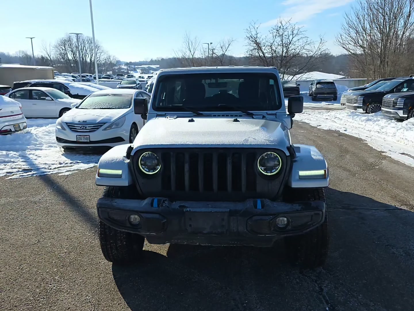 Jeep Wrangler 2023 — photo 2