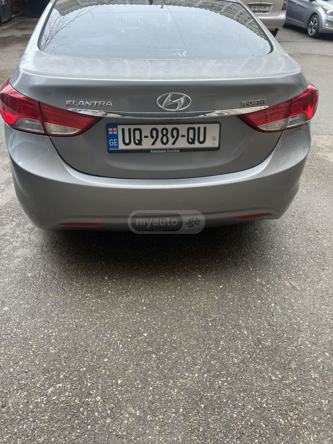 Hyundai Elantra 2013 — photo 2