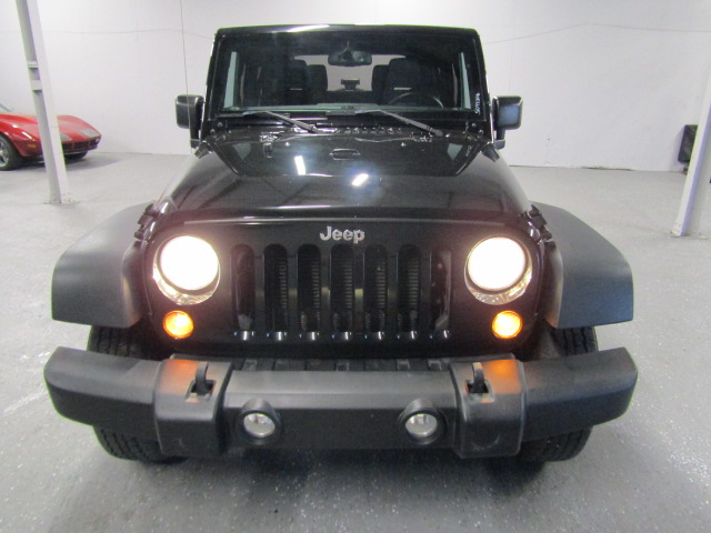 Jeep Wrangler 2015 — photo 2