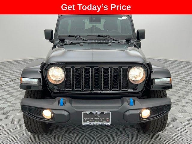 Jeep Wrangler 2024 — photo 2