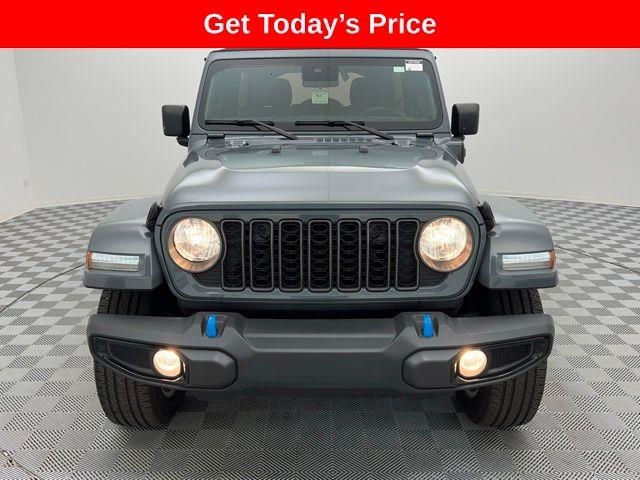 Jeep Wrangler 2024 — photo 2