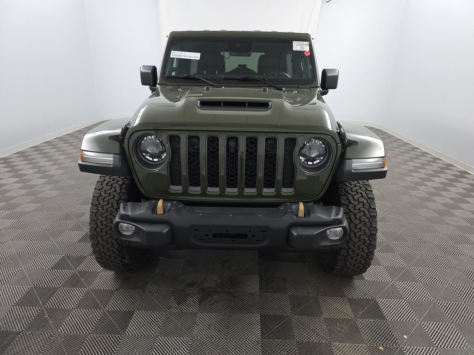 Jeep Wrangler 2023 — photo 2