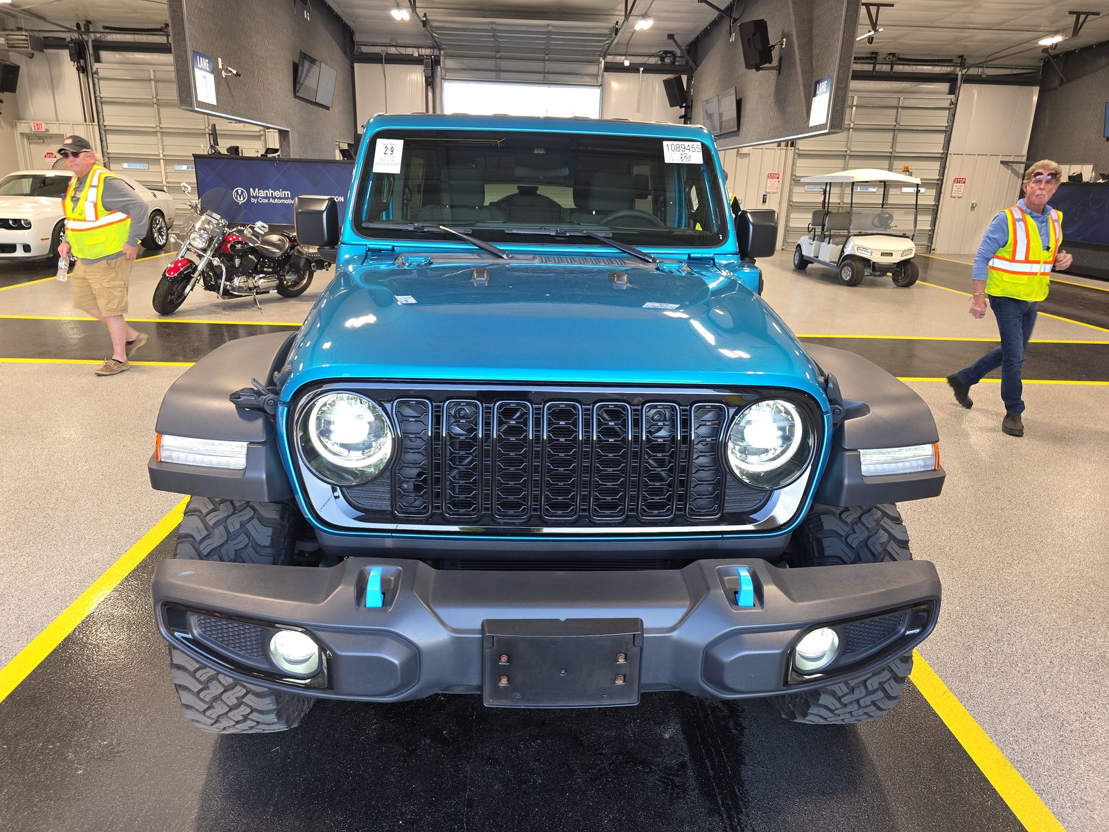Jeep Wrangler 2024 — photo 2