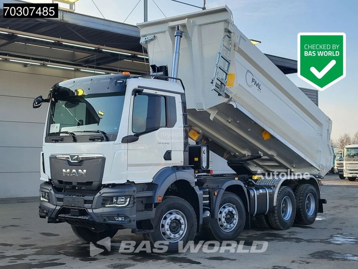 Isuzu TGS