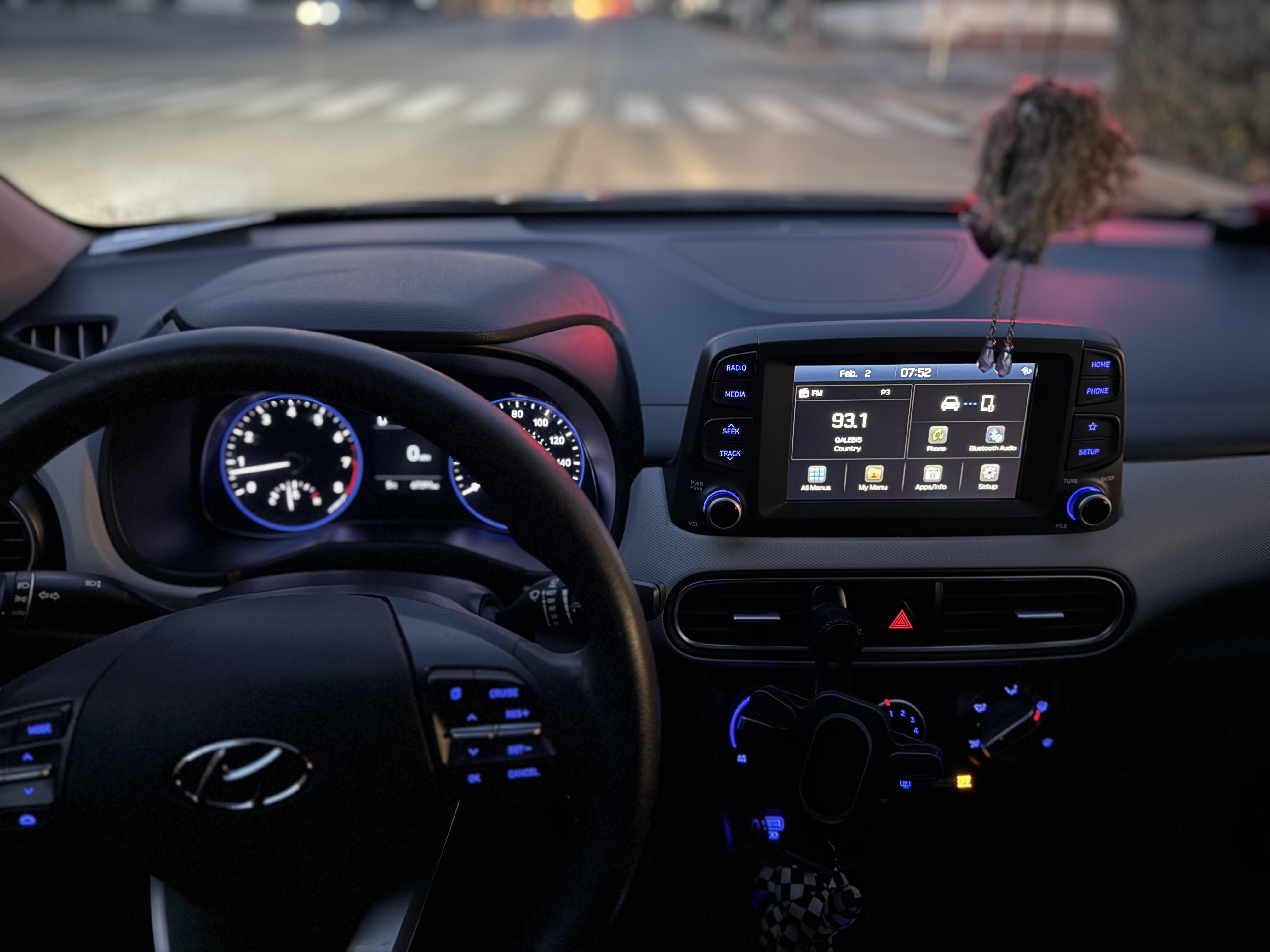 Hyundai kona 2021 — photo 2