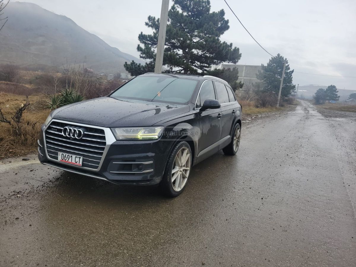 Audi Q7