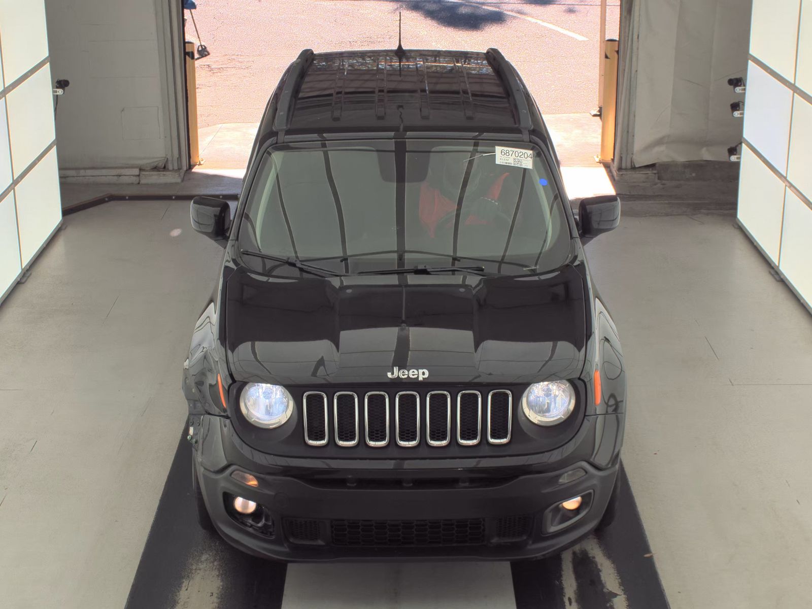 Jeep Renegade 2018 — photo 2