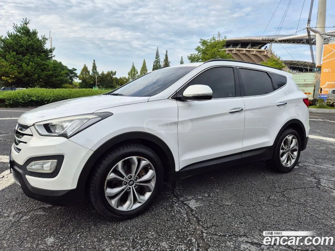 Hyundai Santa Fe 2015 — photo 2