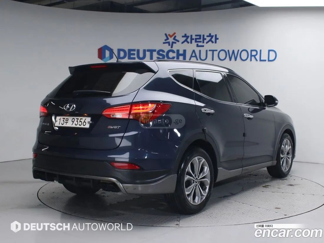 Hyundai Santa Fe 2015 — photo 2