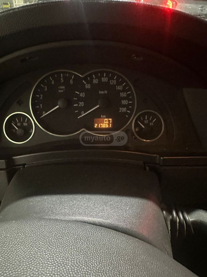 Opel Meriva 2004 — photo 2