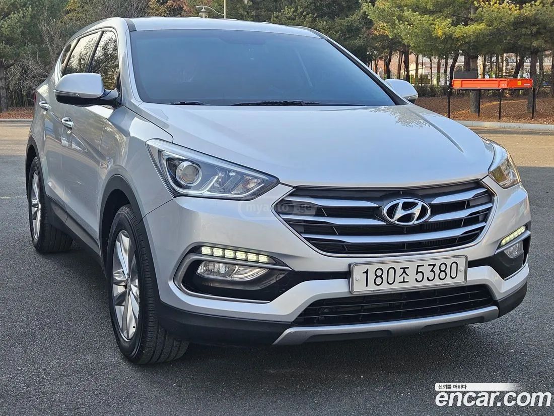 Hyundai Santa Fe 2016 — photo 2