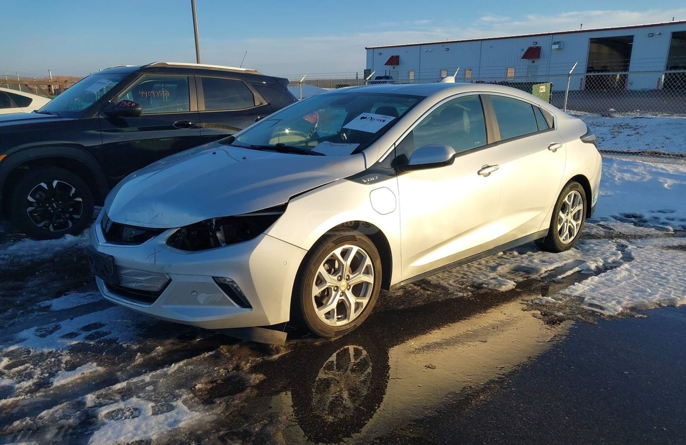 Chevrolet Volt 2018 — photo 2