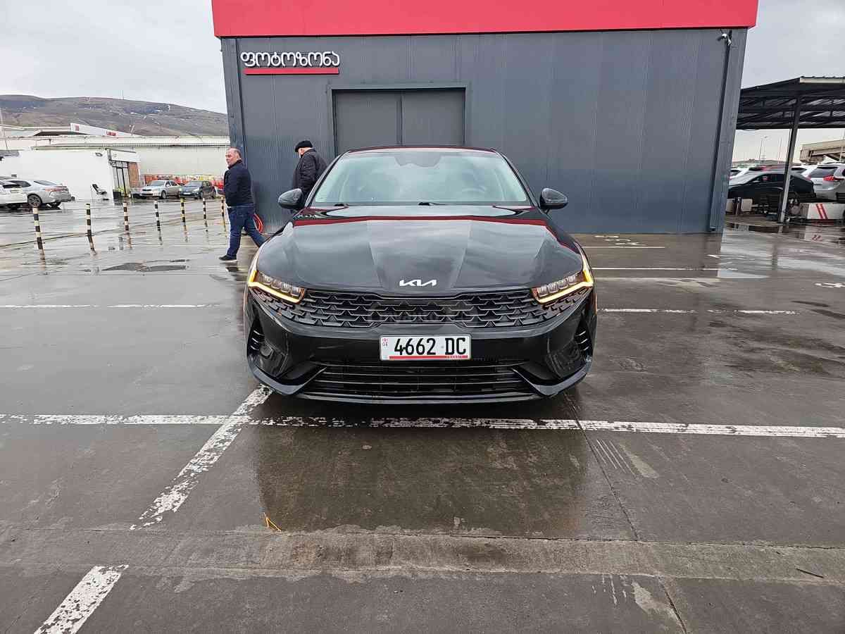 Kia Q 50 2023 — photo 2