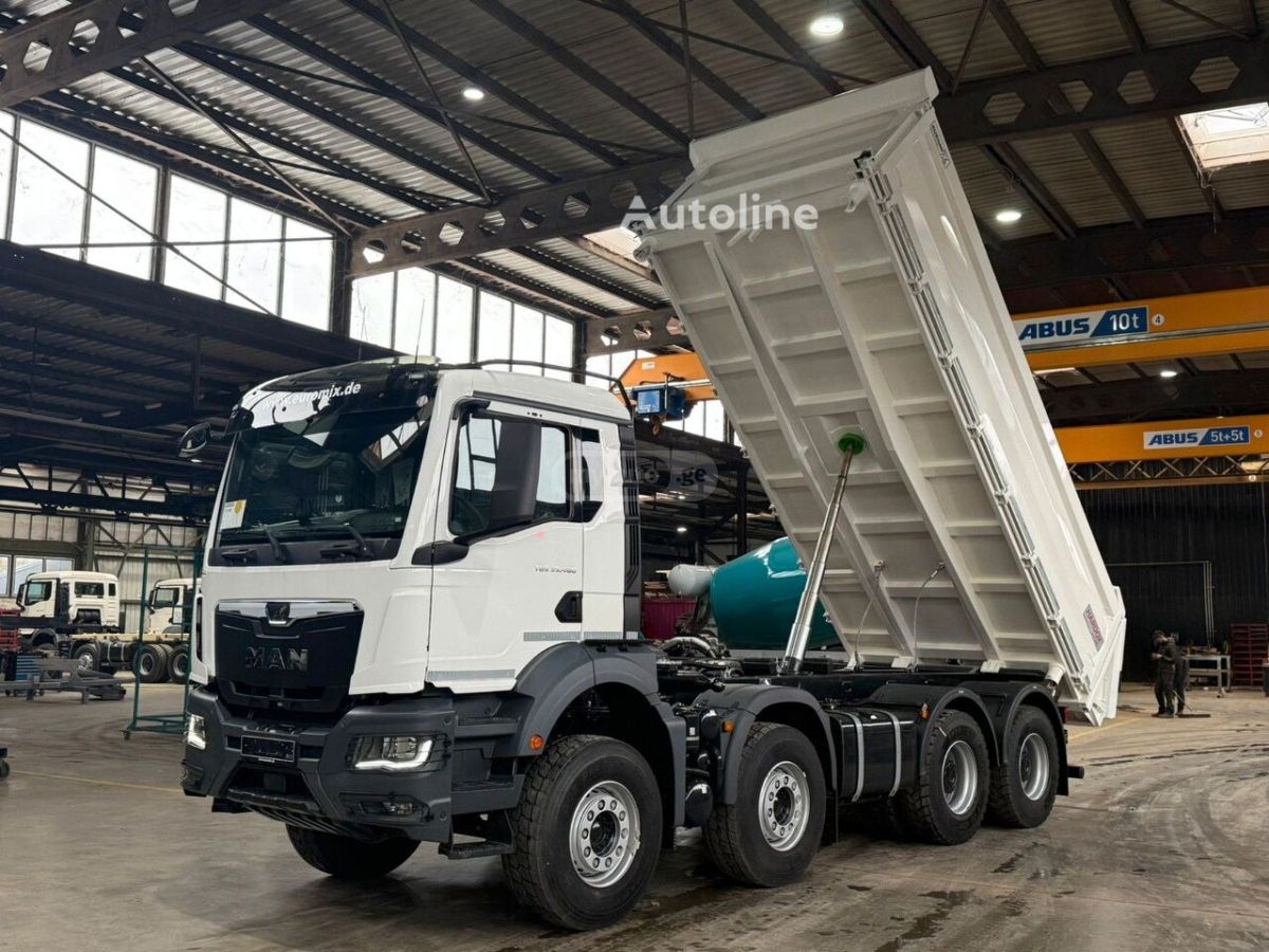 Isuzu TGS