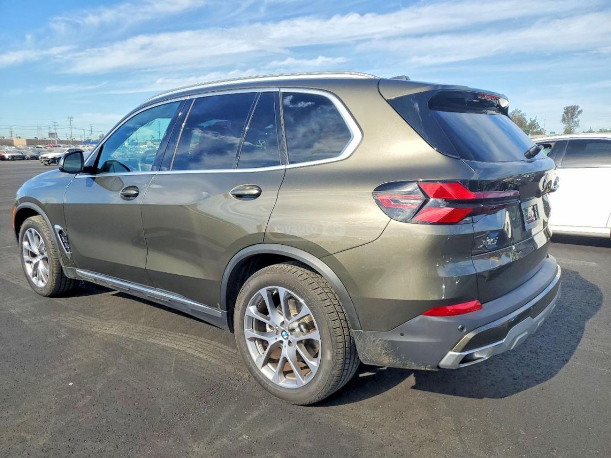 BMW X5 2025 — photo 2