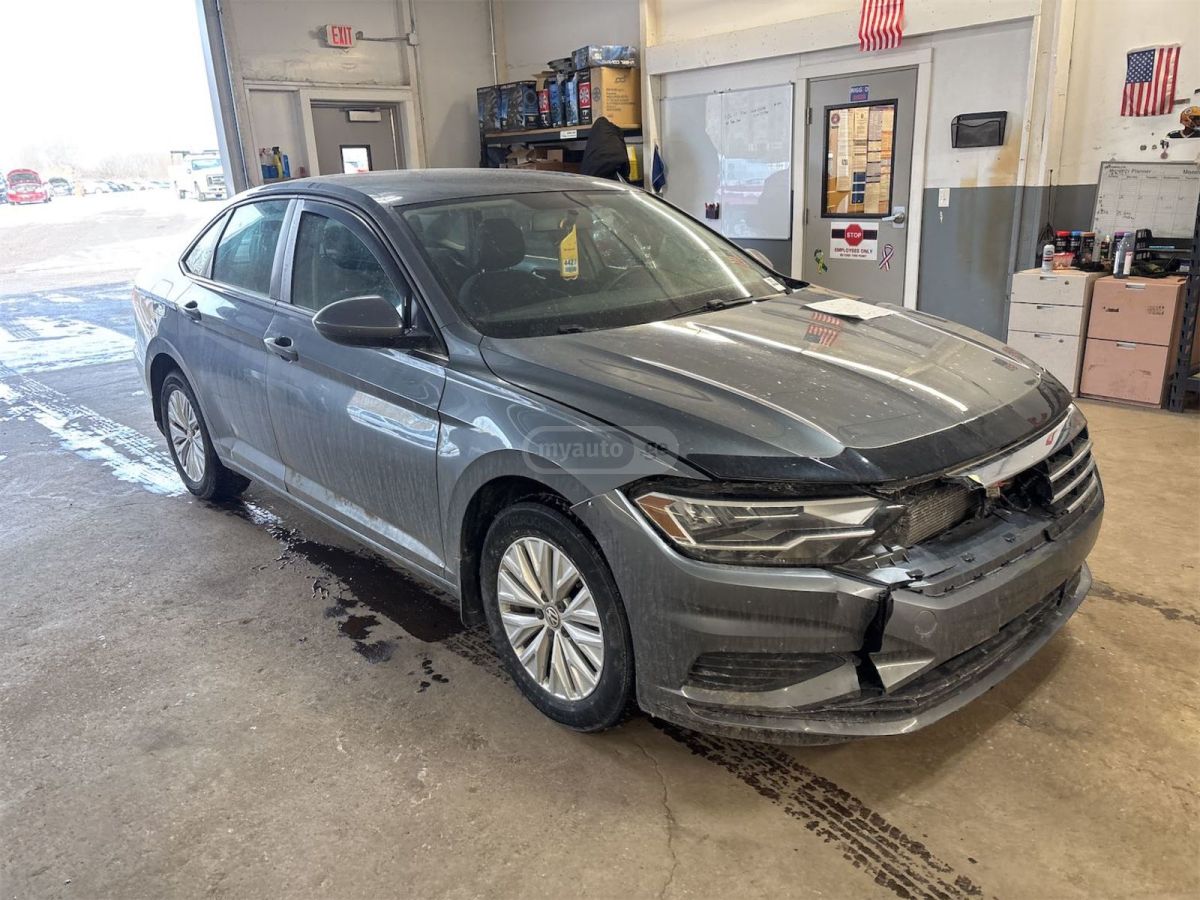 Volkswagen Jetta 2020 — photo 2