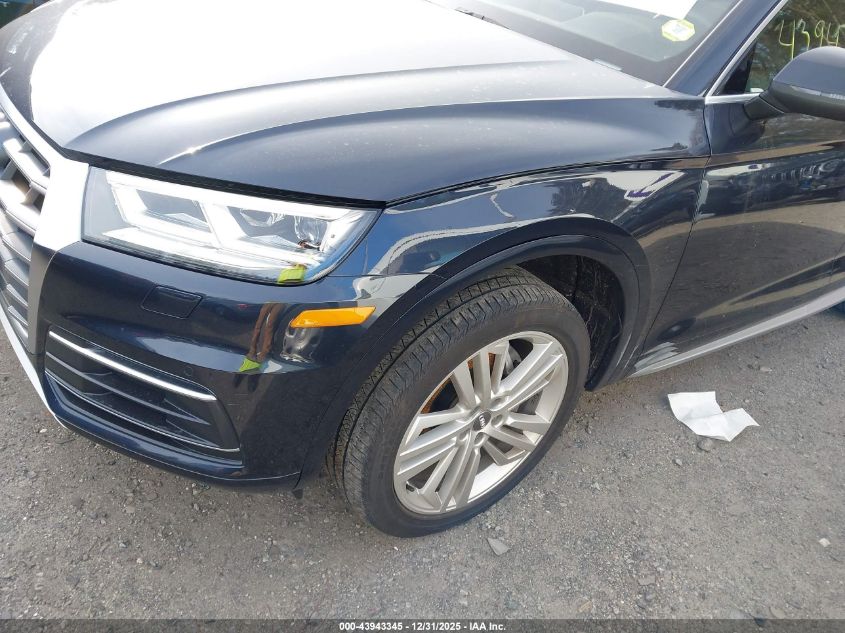 Audi Q5 2019 — photo 2